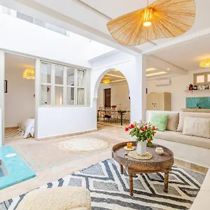 Agan/exclusive&new/pool/breakfast Included Villa